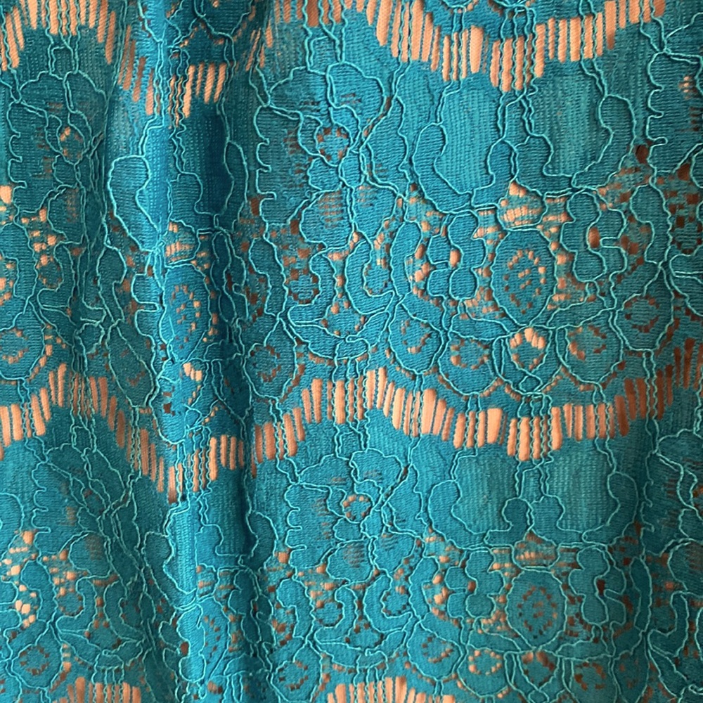NWT LOVE FIRE Teal Lace, Lined Sleeveless Shirt Top Blouse Boho Blouse - Picture 3 of 9